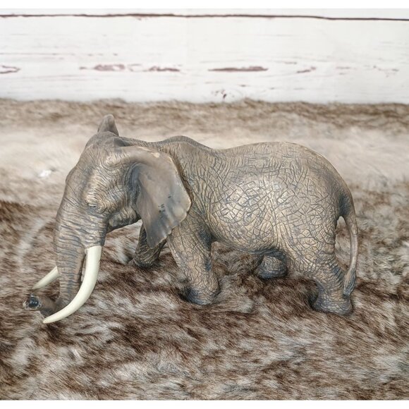 Schleich African Elephant Figurine Hand-Painted Collectible Wildlife Toy‎ - Picture 1 of 6